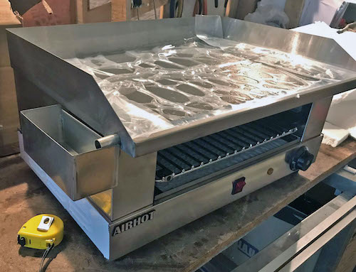 Гриль саламандра з поверхнею для смаження AIRHOT SGE-580