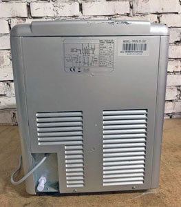 Льодогенератор наливний ZB-15AP